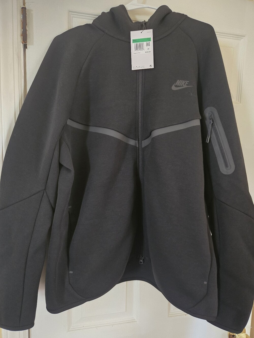 Nike Tech Fleece Windrunner Full-Zip Hoodie Black Men's XL NWT HV0949-010